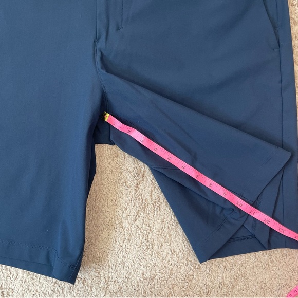 Lululemon Men’s 2021 Commission Relaxed Fit Short 11" *Warpstreme in Size 38 - Picture 10 of 15